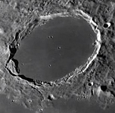 Наблюдение мелких кратеров на дне кратера Платон 18 Сентябрь 2019 08:47 третье
