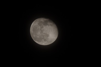 Первое фото луны с балкона 13 Январь 2020 22:29