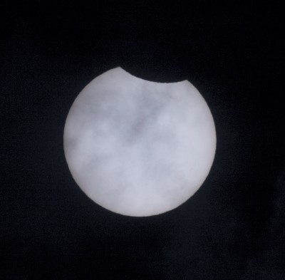 Солнечное затмение 10 июня 2021 года. 10 Июнь 2021 13:35 Солнечное затмение 10 июня 2021 года. 10 Июнь 2021 13:35