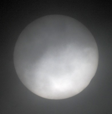 Солнечное затмение 10 июня 2021 года. 10 Июнь 2021 14:09 первое Солнечное затмение 10 июня 2021 года. 10 Июнь 2021 14:09 первое