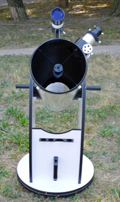 Сравнительный обзор телескопов DOB8 от SW и Arsenal-GSO 05 Август 2014 20:46 седьмое Сравнительный обзор телескопов DOB8 от SW и Arsenal-GSO 05 Август 2014 20:46 седьмое