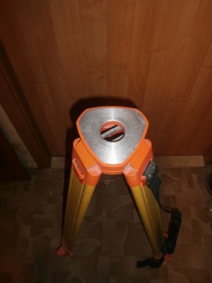 Продам штатив от теодолита. 20 Февраль 2015 17:18 второе Продам штатив от теодолита. 20 Февраль 2015 17:18 второе