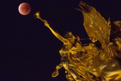 Лунное затмение 28 сентября 2015 28 Сентябрь 2015 20:08 Лунное затмение 28 сентября 2015 28 Сентябрь 2015 20:08